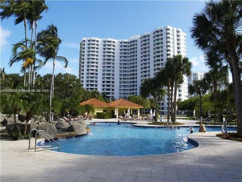 Small Image of 3300 NORTH EAST 192ND ST #905, Aventura Number 2