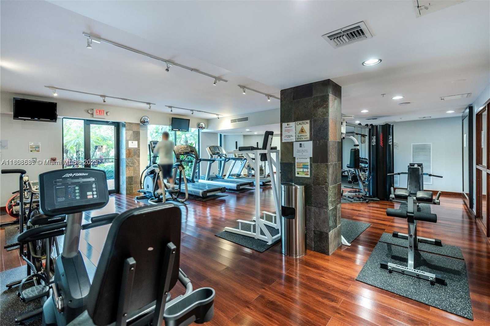 Small Image of 3300 NORTH EAST 192ND ST #905, Aventura Number 23