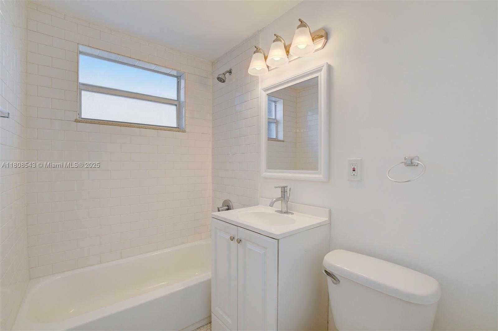 Small Image of 8000 NORTH EAST BAYSHORE CT #212, Miami Number 11