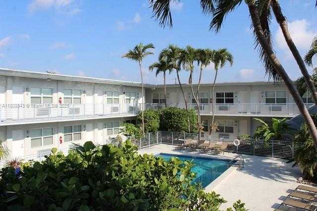 Small Image of 8000 NORTH EAST BAYSHORE CT #212, Miami Number 14
