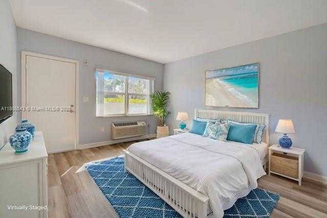 Small Image of 8000 NORTH EAST BAYSHORE CT #212, Miami Number 3