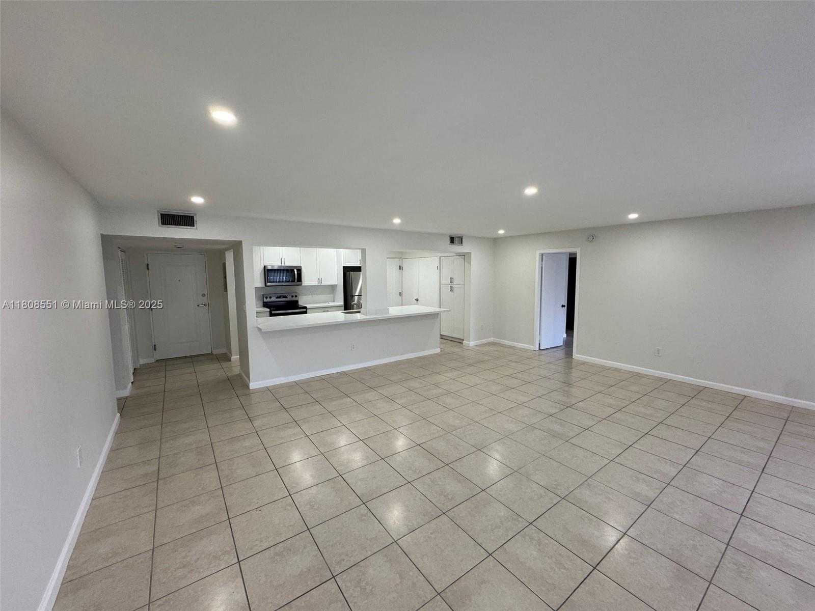 Small Image of 7700 CAMINO REAL #D-311, Miami Number 2
