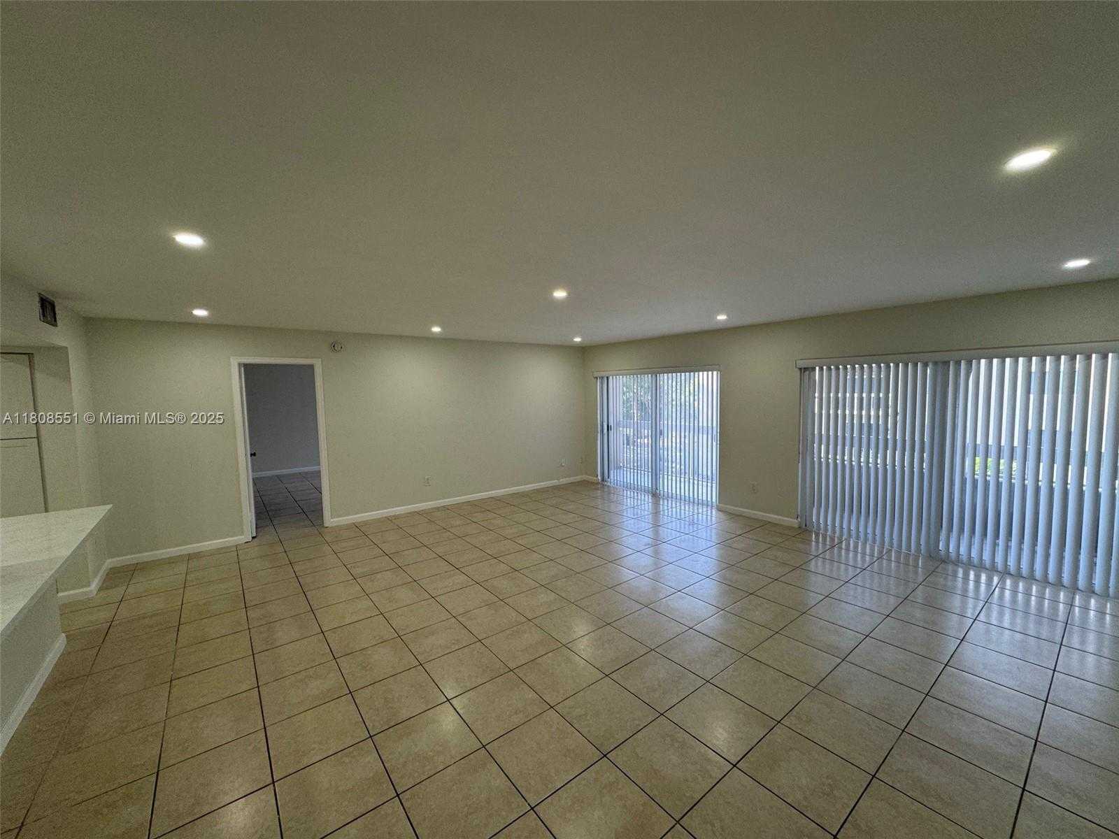 Small Image of 7700 CAMINO REAL #D-311, Miami Number 3