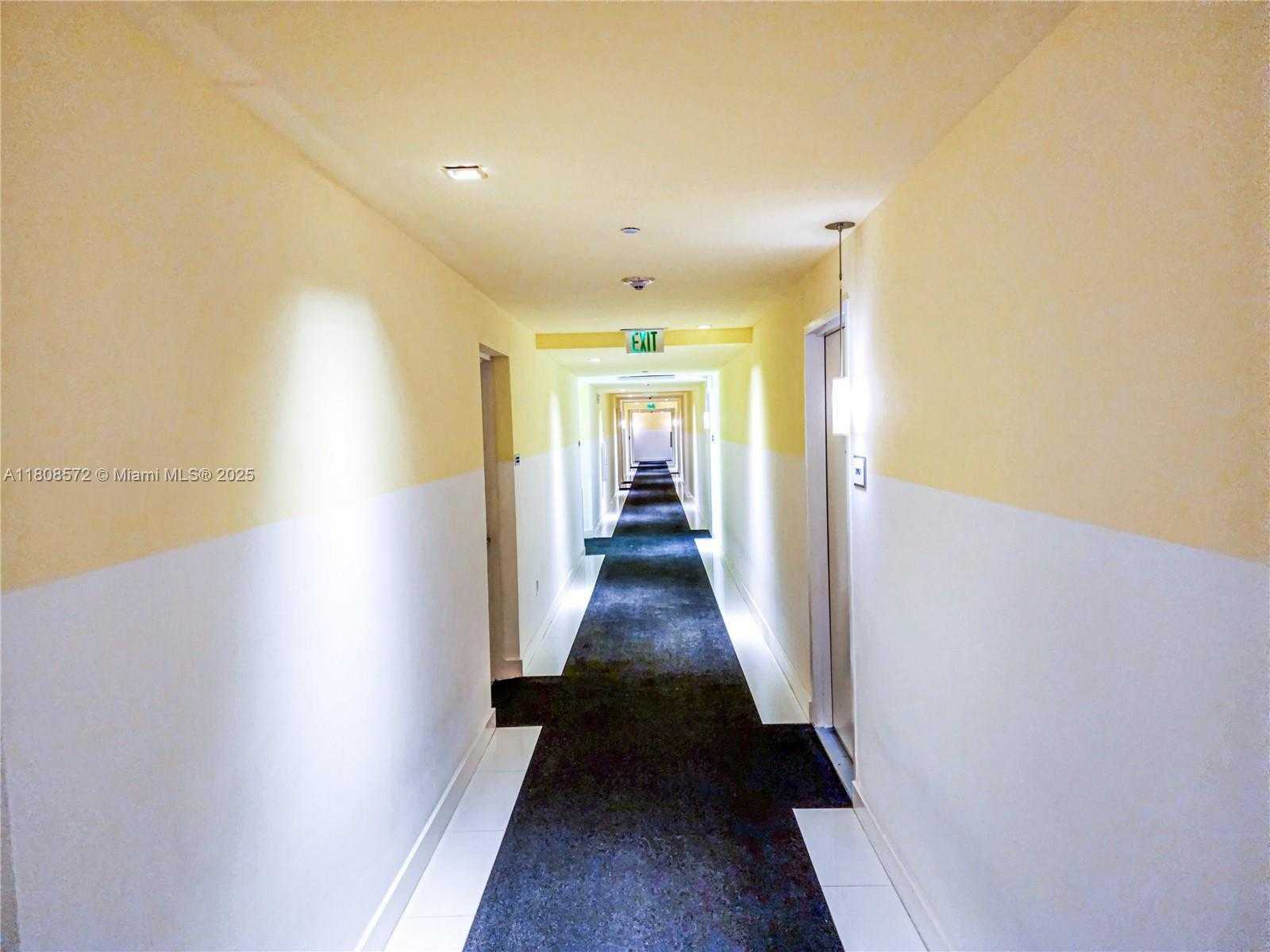 Small Image of 495 BRICKELL AVE #2906, Miami Number 14