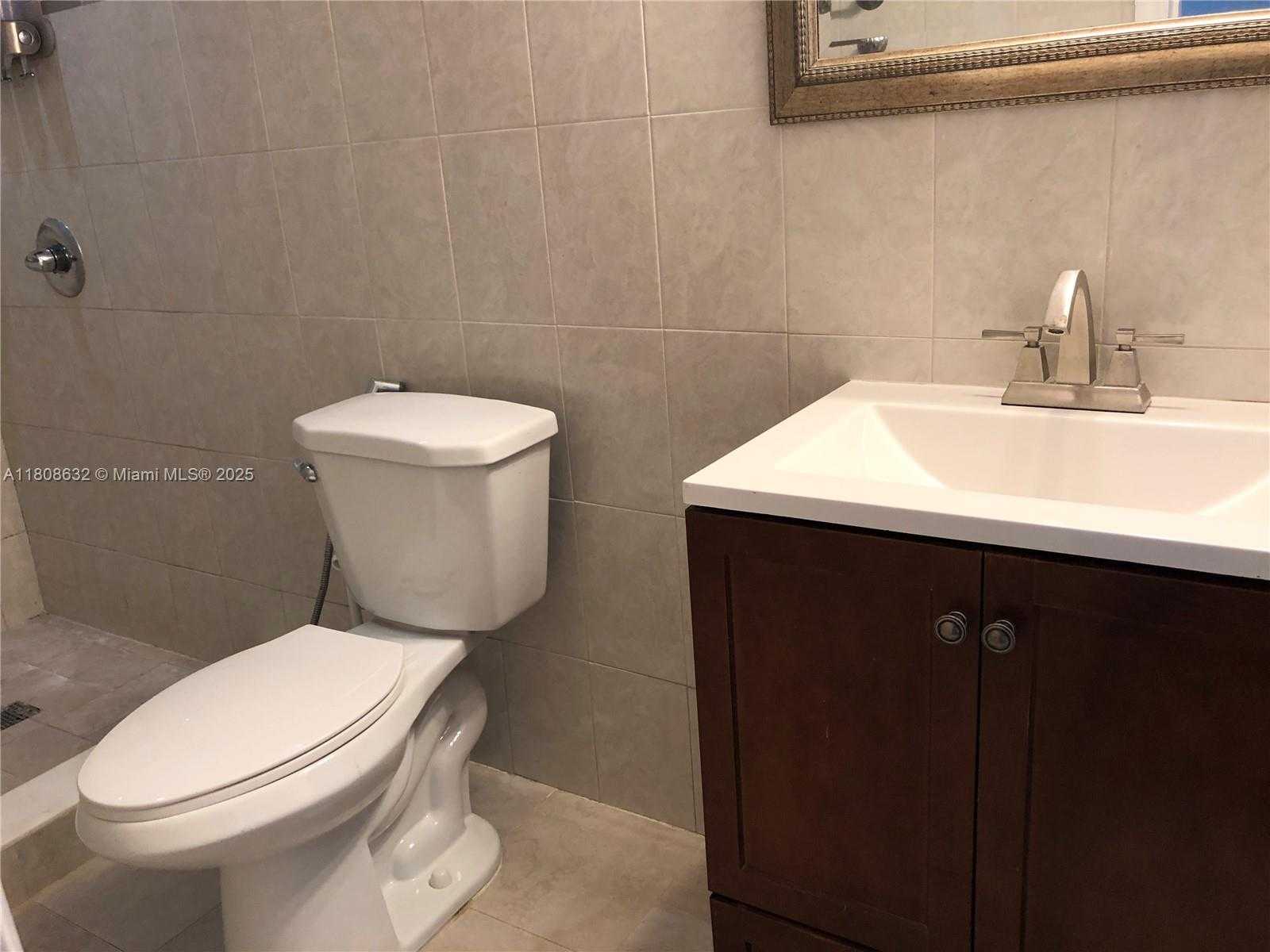 Small Image of 11191 SOUTH WEST 63RD TER, Miami Number 21