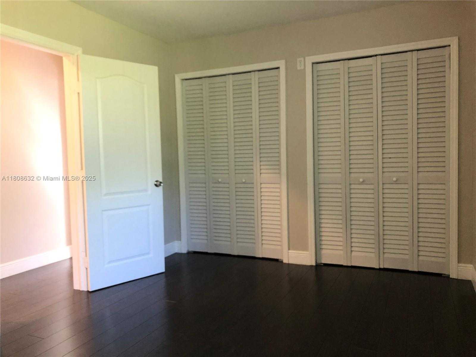 Small Image of 11191 SOUTH WEST 63RD TER, Miami Number 24
