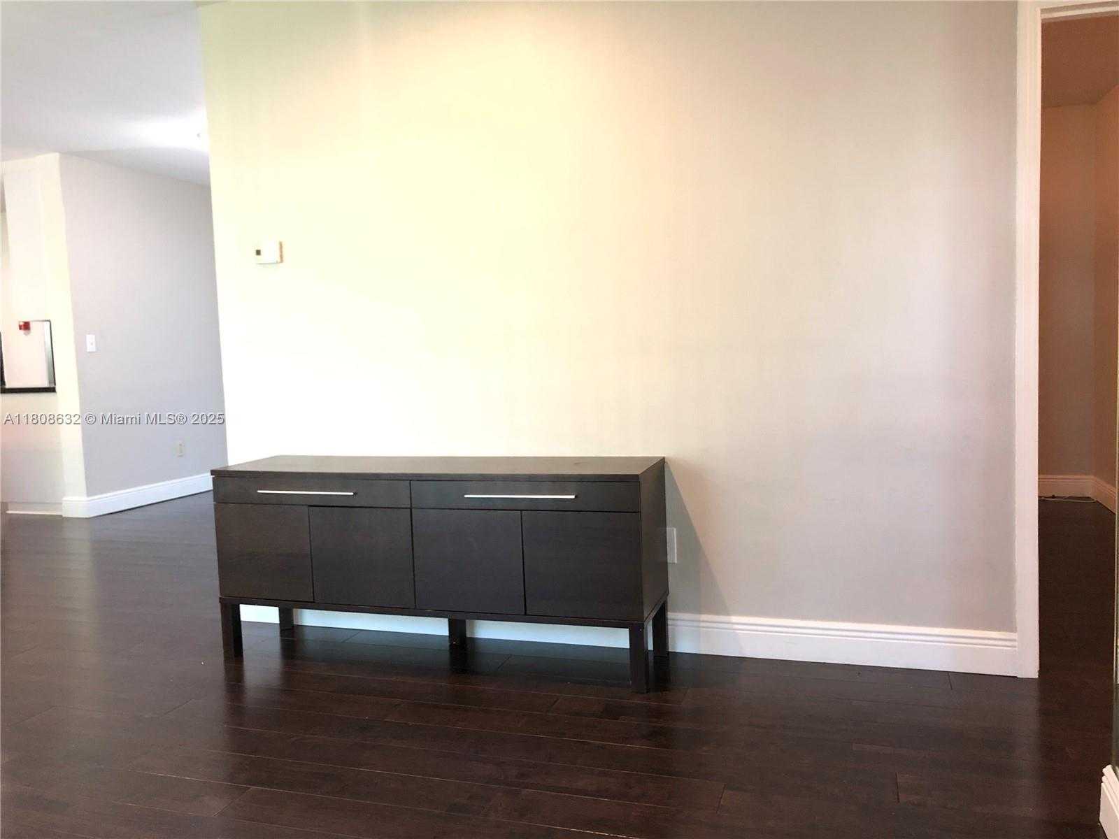 Small Image of 11191 SOUTH WEST 63RD TER, Miami Number 5