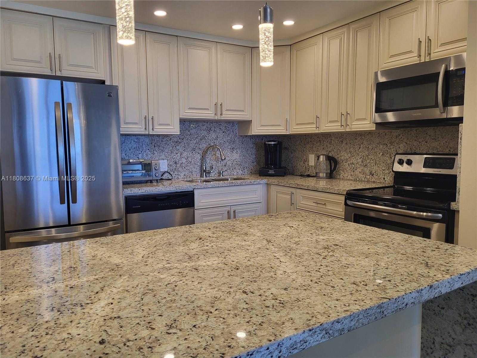 Small Image of 2101 SOUTH OCEAN DR #1002, Hollywood Number 11