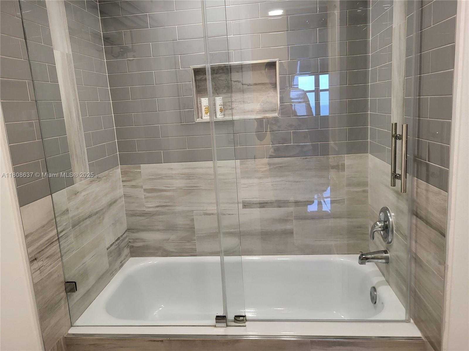 Small Image of 2101 SOUTH OCEAN DR #1002, Hollywood Number 16