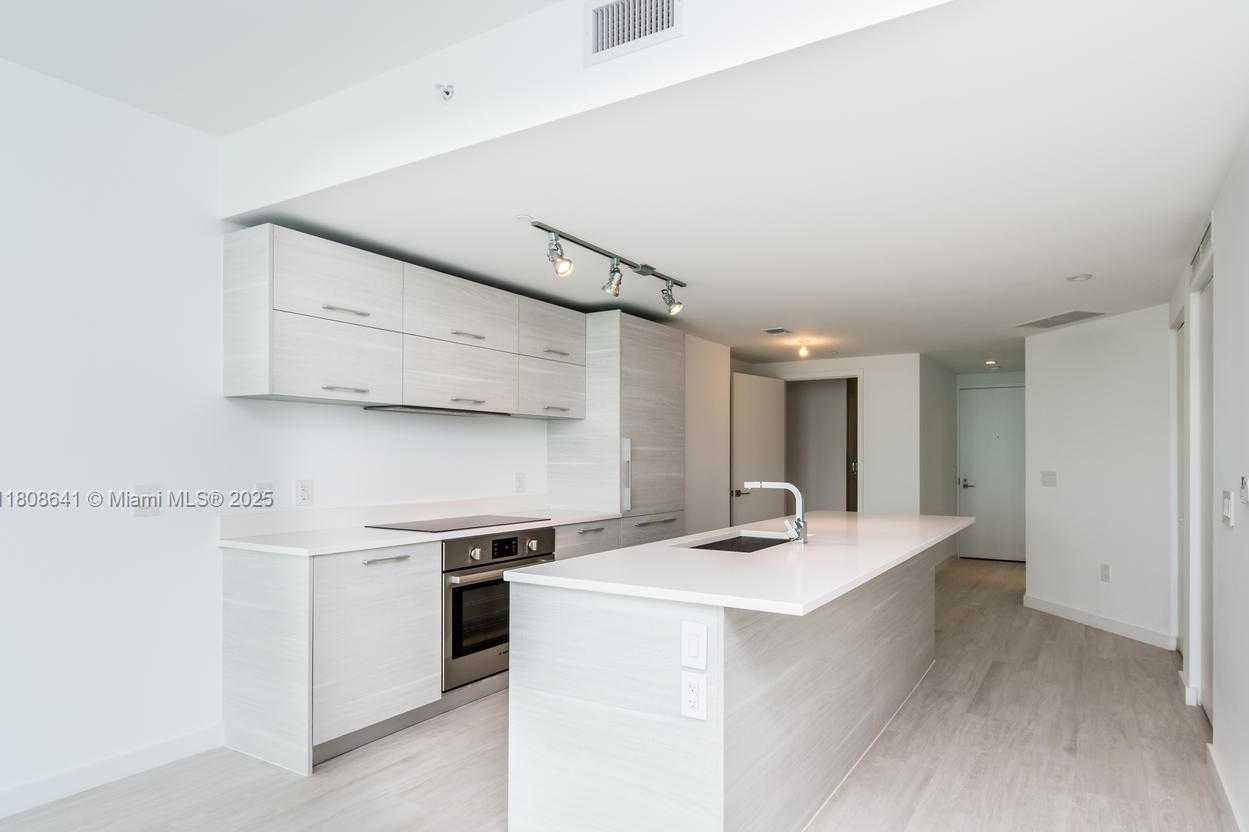Small Image of 650 NORTH EAST 32ND ST #805, Miami Number 11