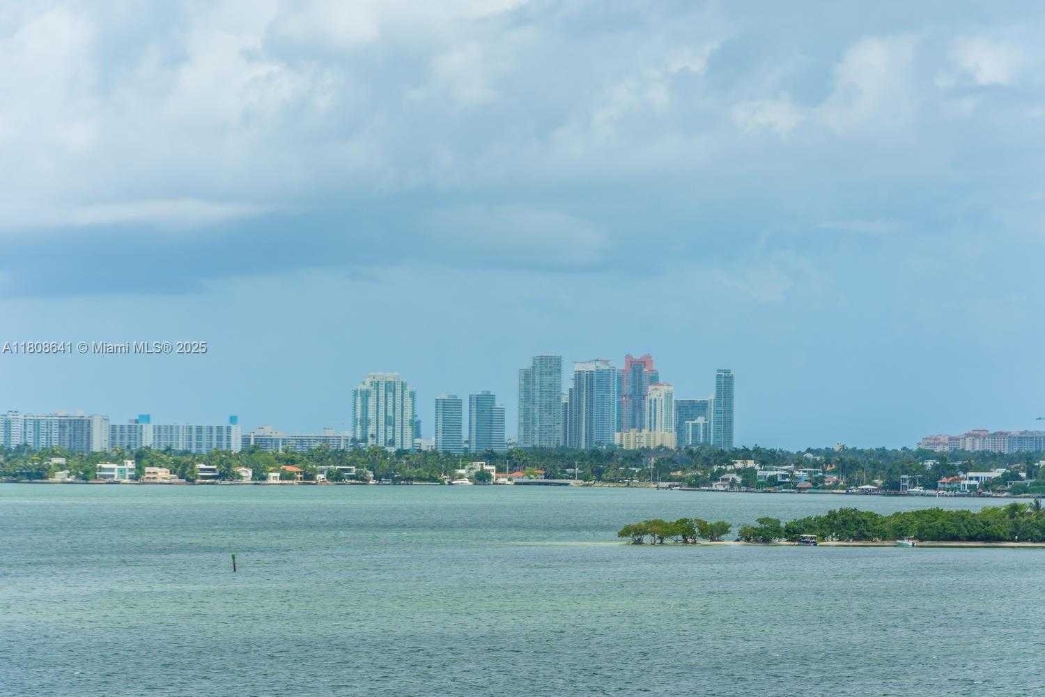 Small Image of 650 NORTH EAST 32ND ST #805, Miami Number 42