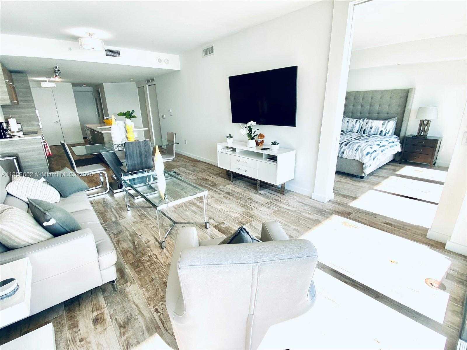 Small Image of 650 NORTH EAST 32ND ST #4605, Miami Number 10