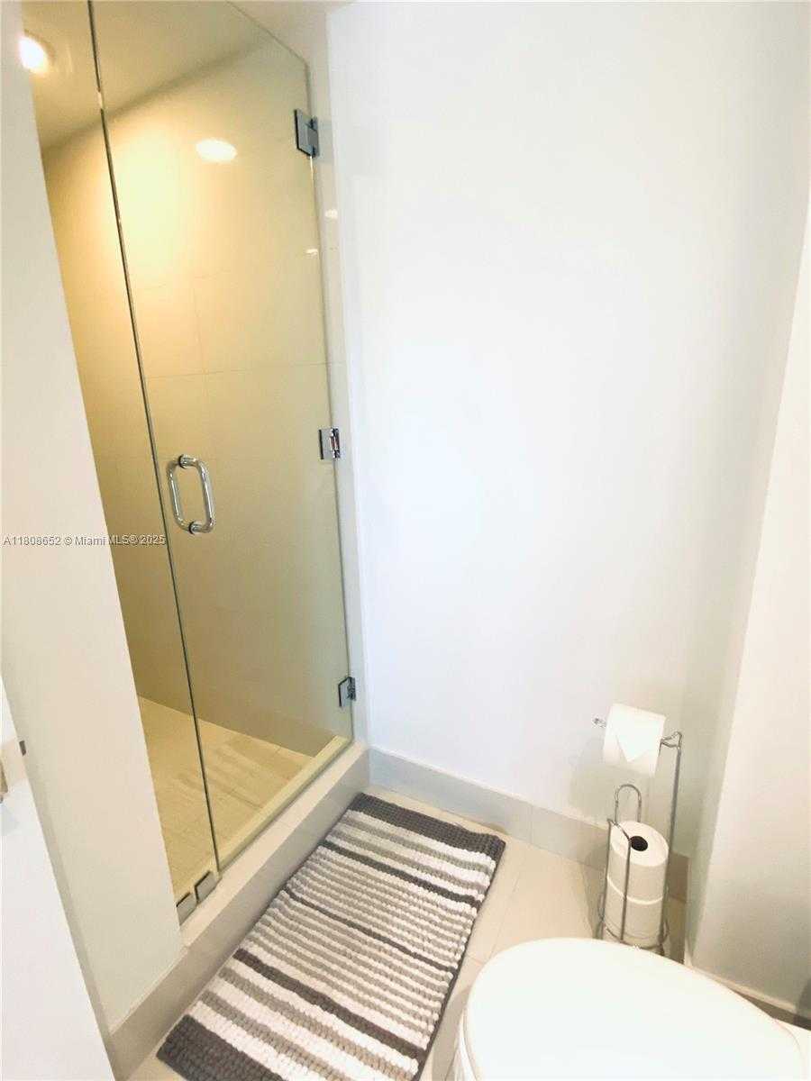 Small Image of 650 NORTH EAST 32ND ST #4605, Miami Number 21