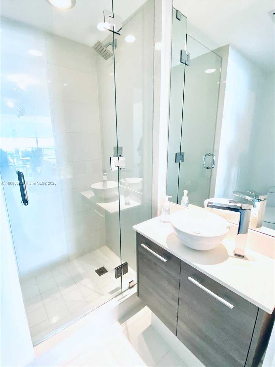 Small Image of 650 NORTH EAST 32ND ST #4605, Miami Number 39