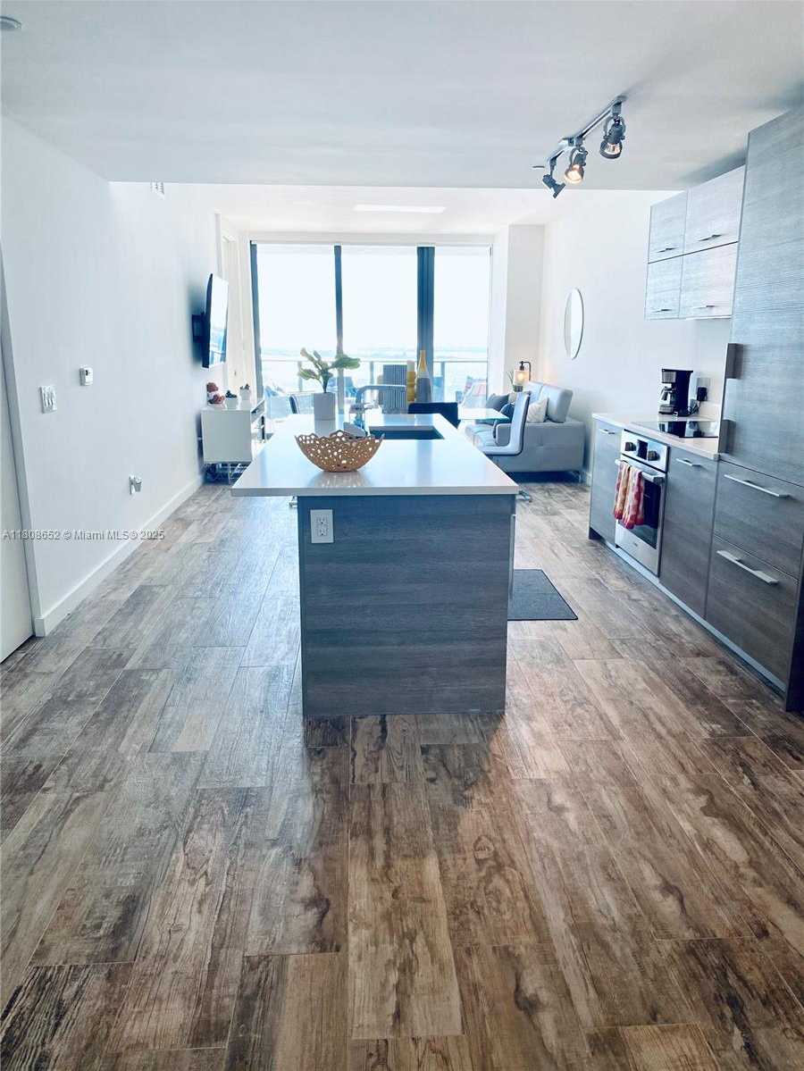 Small Image of 650 NORTH EAST 32ND ST #4605, Miami Number 52