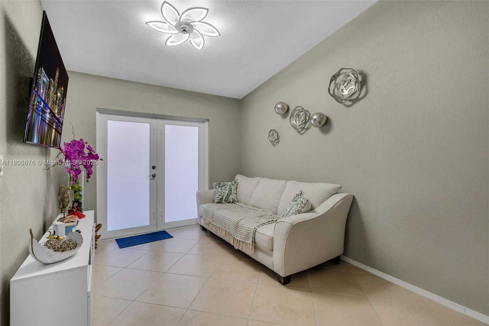 Small Image of 11562 NORTH WEST 87TH PL, Hialeah Gardens Number 10
