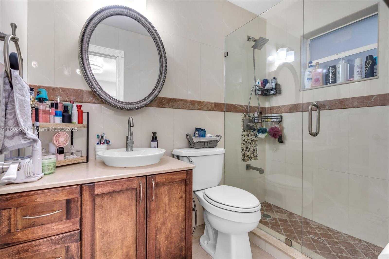 Small Image of 11562 NORTH WEST 87TH PL, Hialeah Gardens Number 15