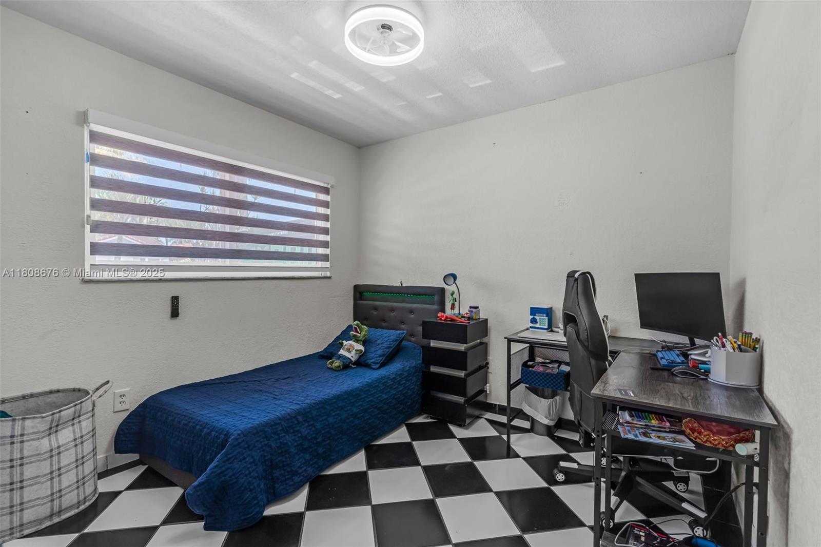 Small Image of 11562 NORTH WEST 87TH PL, Hialeah Gardens Number 16