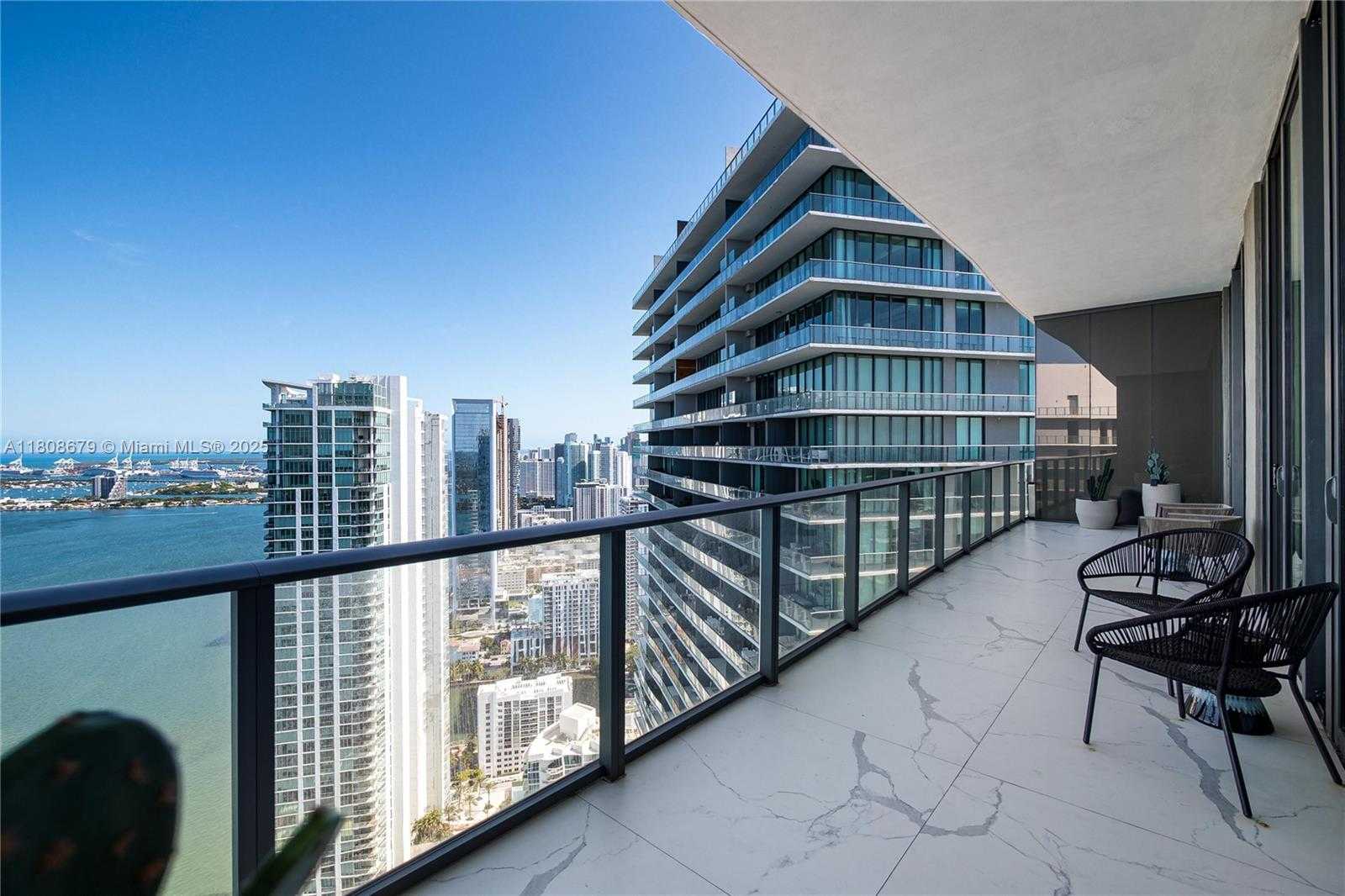 Small Image of 650 NORTH EAST 32ND ST #UPH5302, Miami Number 25
