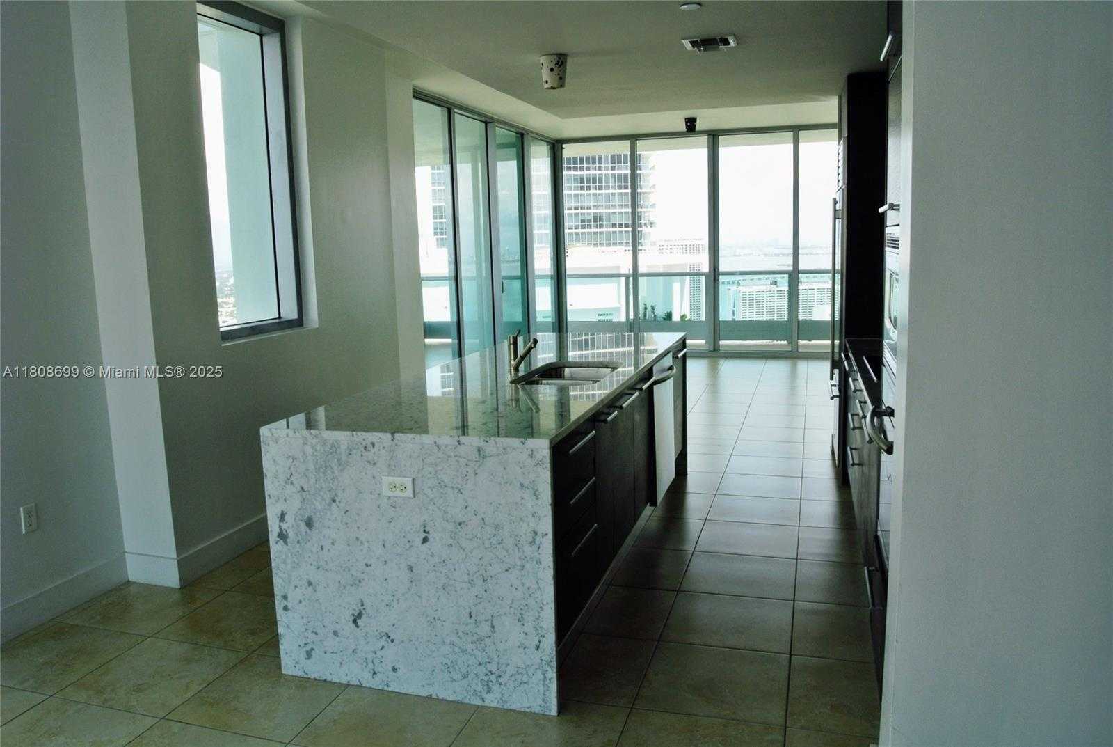 Small Image of Miami Number 14