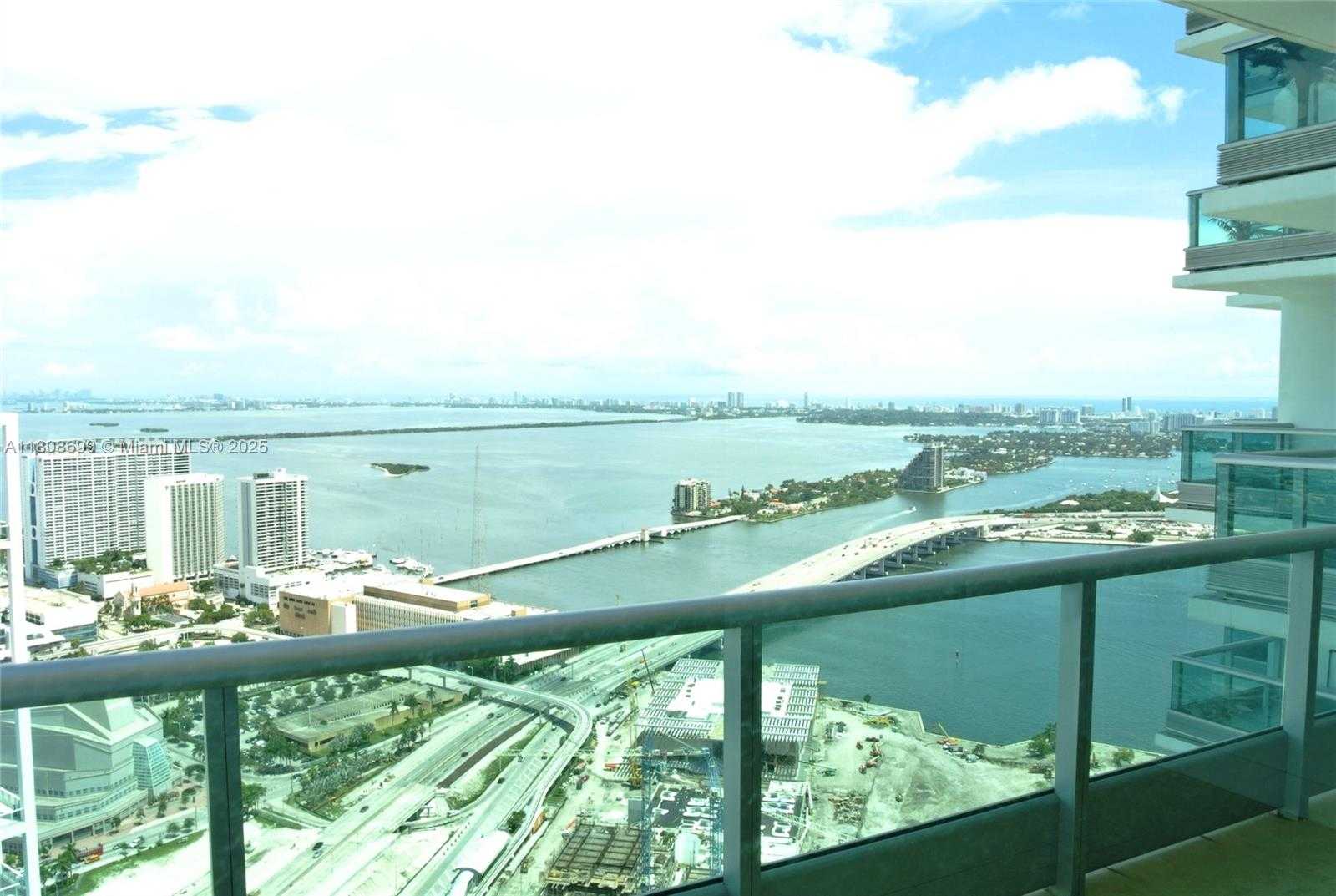 Small Image of Miami Number 5