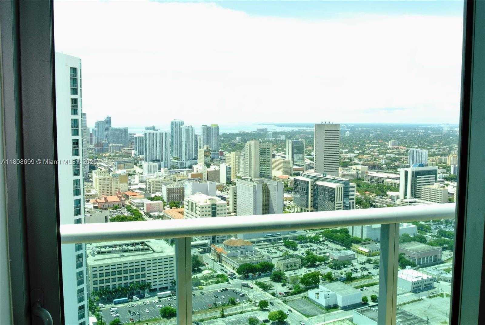 Small Image of Miami Number 8
