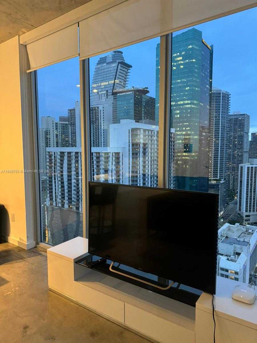 Small Image of 151 SOUTH EAST 1ST ST #2811, Miami Number 6