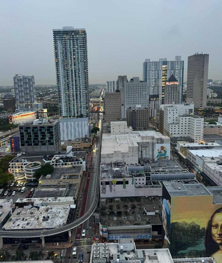 Small Image of 151 SOUTH EAST 1ST ST #2811, Miami Number 9