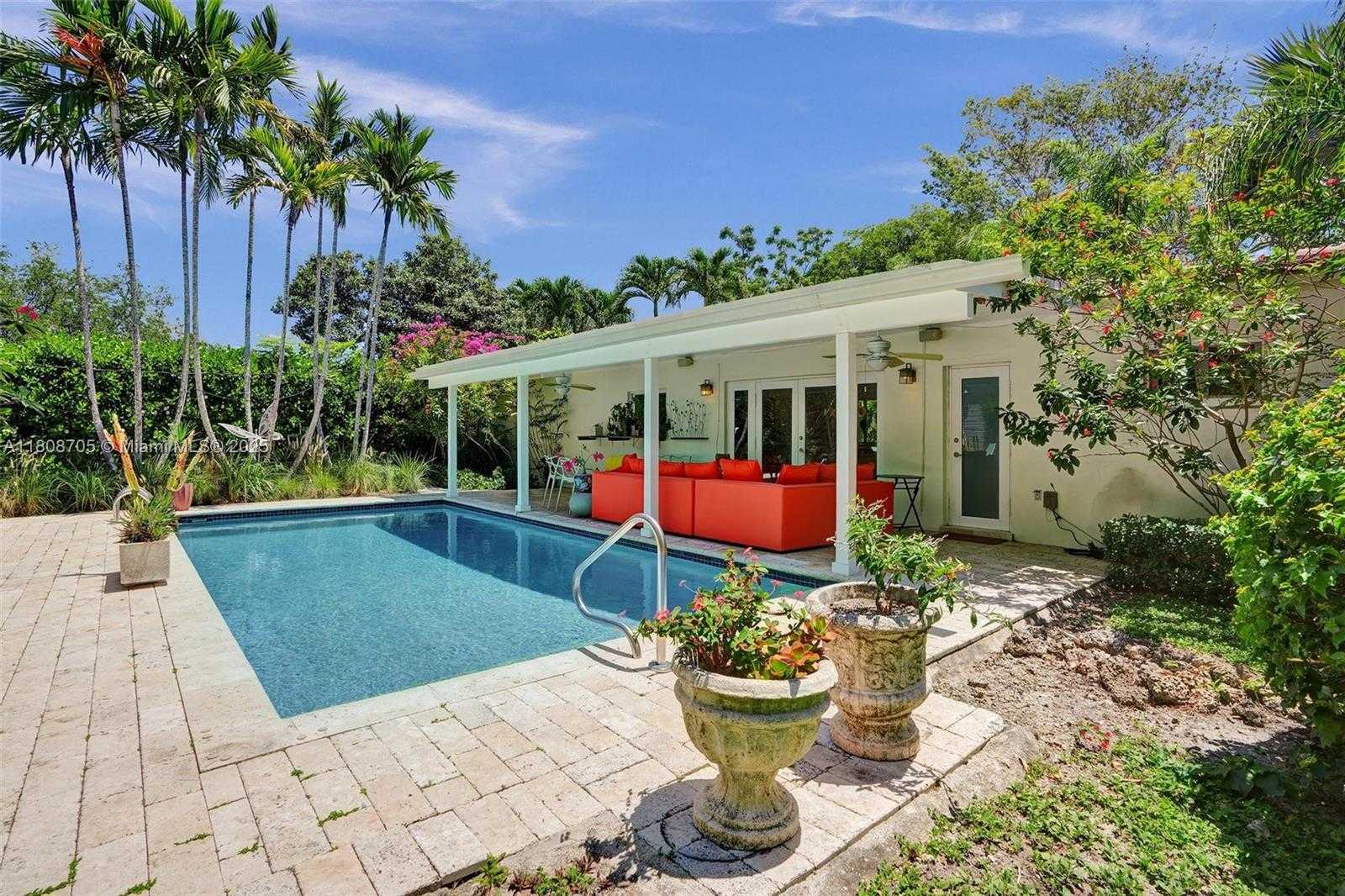 Small Image of 13120 SOUTH WEST 82ND CT, Pinecrest Number 36