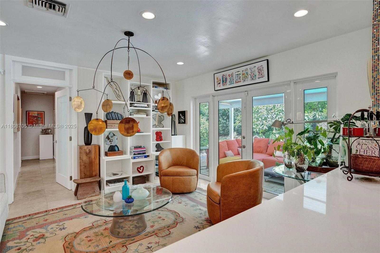 Small Image of 13120 SOUTH WEST 82ND CT, Pinecrest Number 4