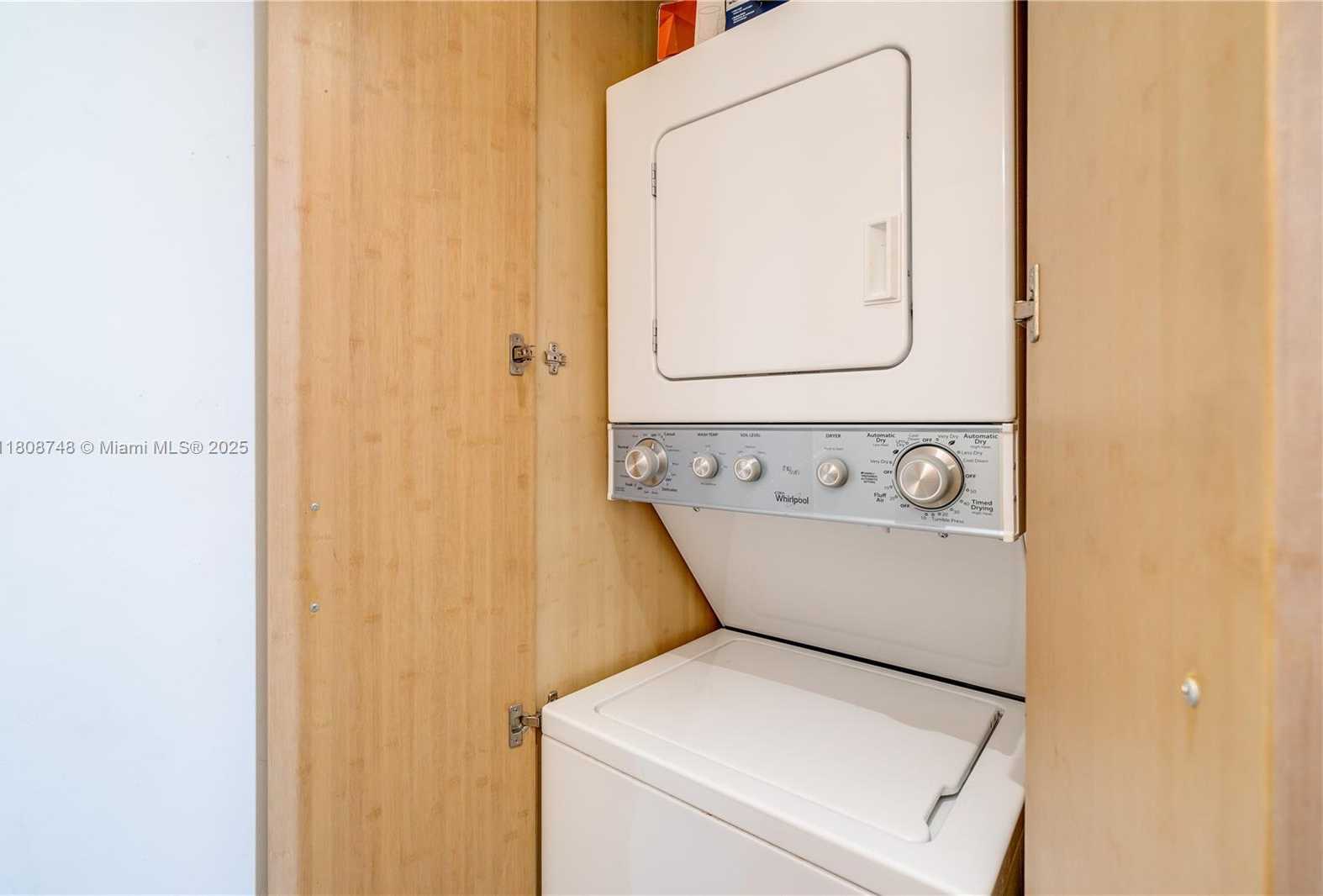Small Image of 10275 COLLINS AVE #223, Bal Harbour Number 27