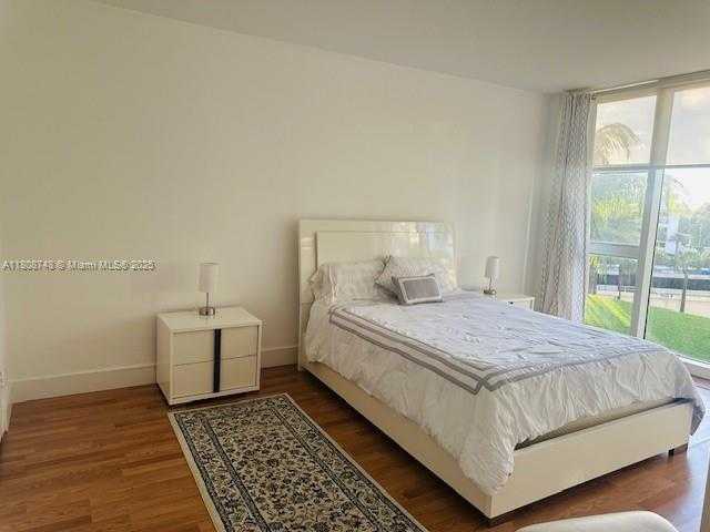 Small Image of 10275 COLLINS AVE #223, Bal Harbour Number 4