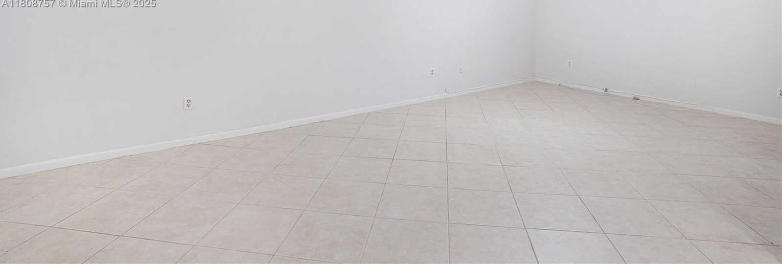 Small Image of 3570 MAGELLAN CIR #228-2, Aventura Number 13