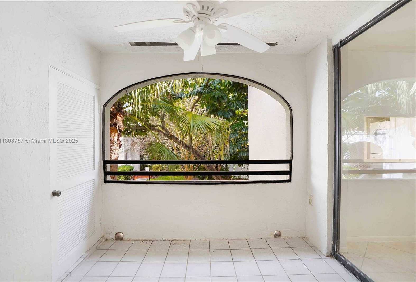 Small Image of 3570 MAGELLAN CIR #228-2, Aventura Number 17