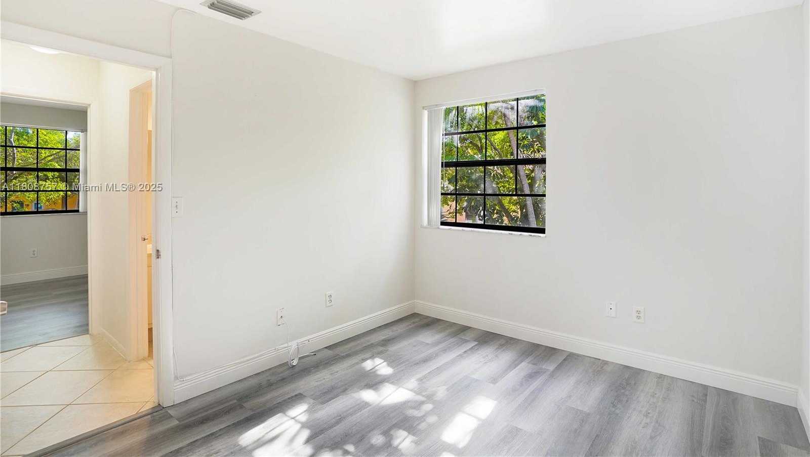 Small Image of 3570 MAGELLAN CIR #228-2, Aventura Number 26
