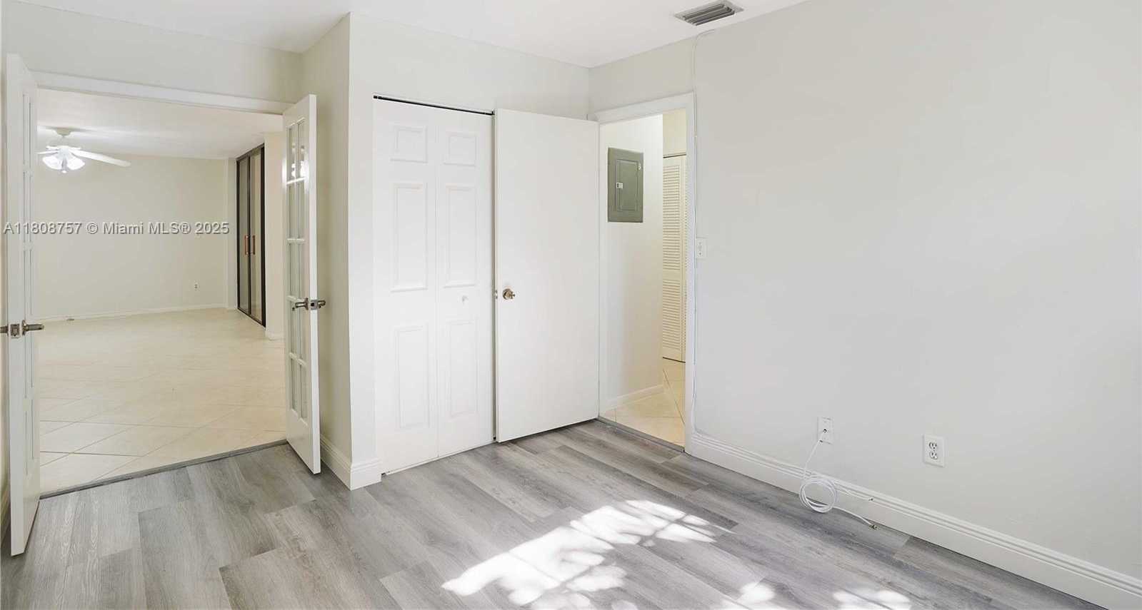 Small Image of 3570 MAGELLAN CIR #228-2, Aventura Number 27