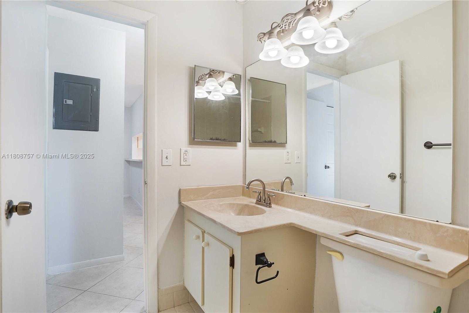 Small Image of 3570 MAGELLAN CIR #228-2, Aventura Number 30