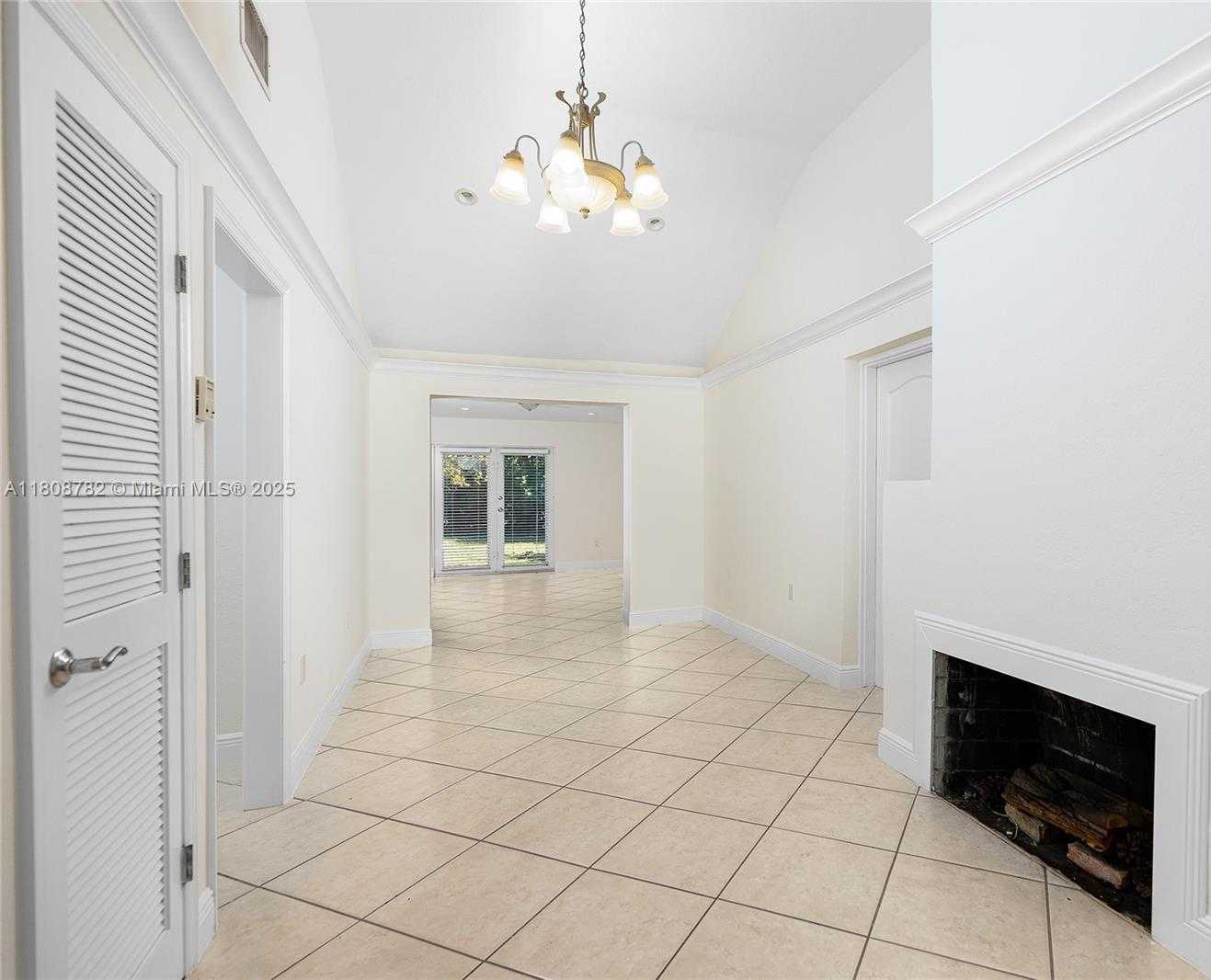 Small Image of 3958 SOUTH WEST 2 ST, Miami Number 3