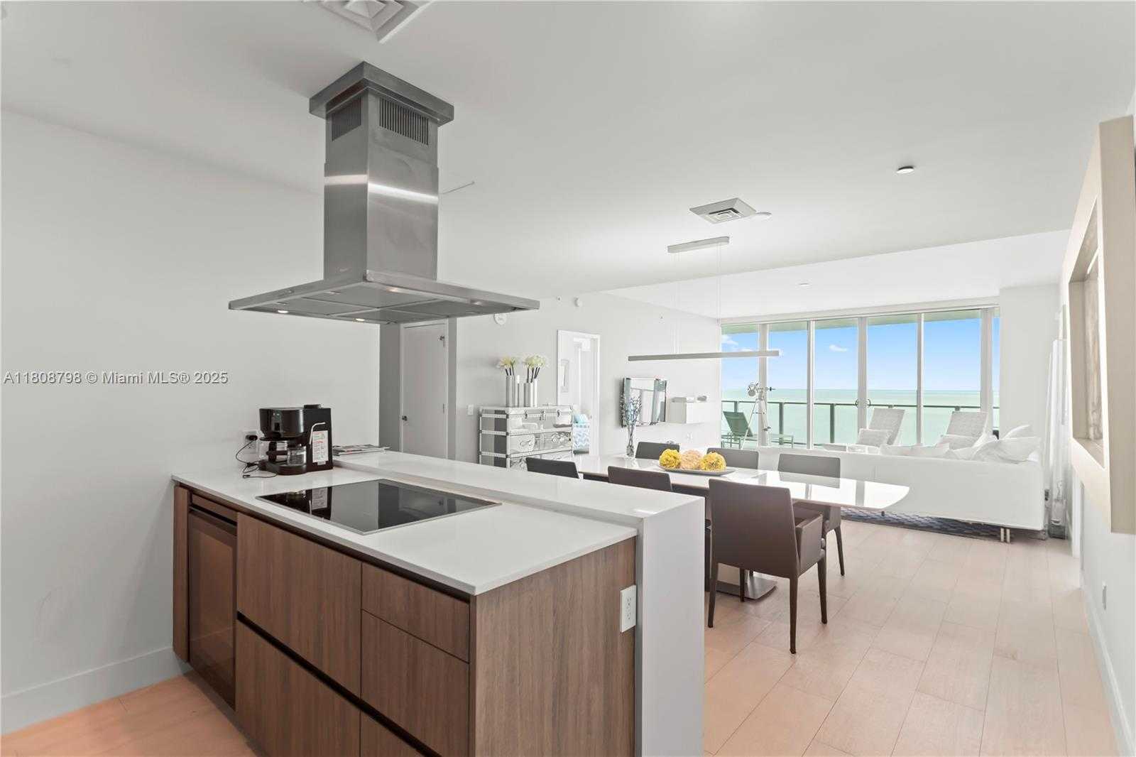 Small Image of 350 OCEAN DR #904N, Key Biscayne Number 15