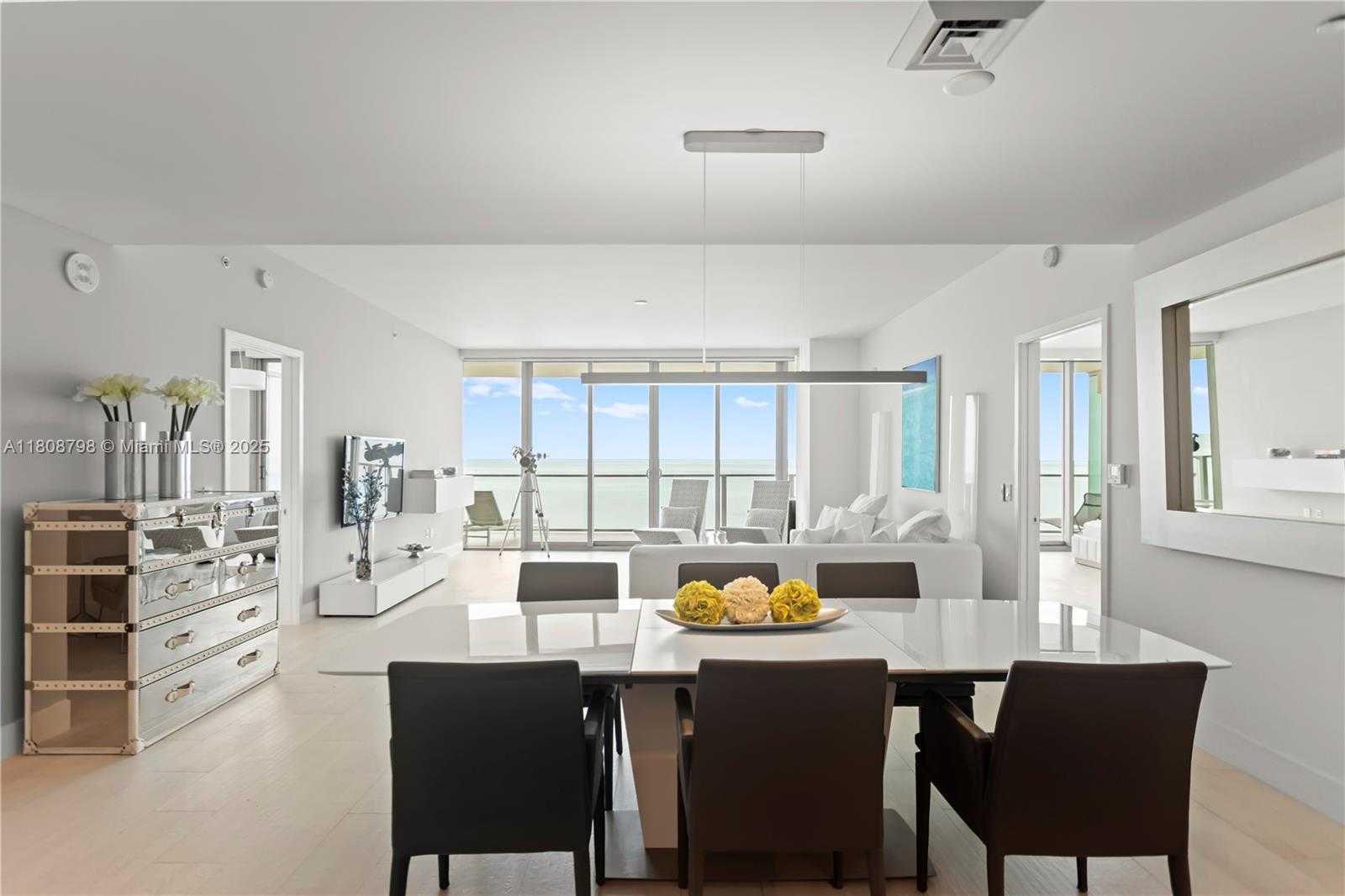 Small Image of 350 OCEAN DR #904N, Key Biscayne Number 17