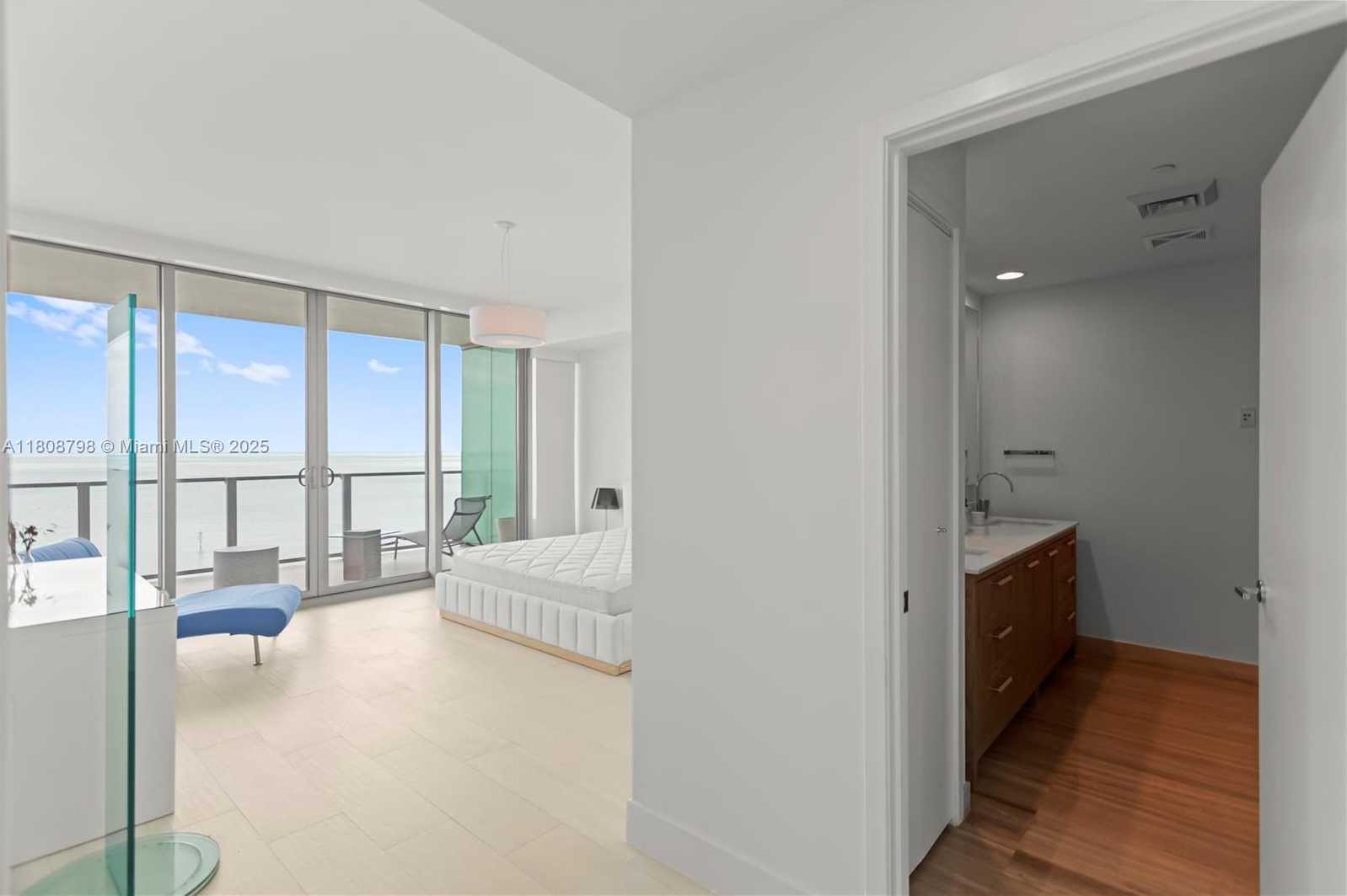Small Image of 350 OCEAN DR #904N, Key Biscayne Number 36