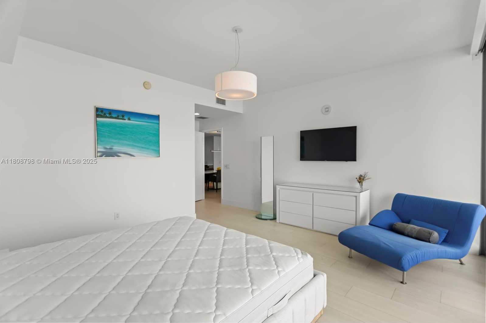 Small Image of 350 OCEAN DR #904N, Key Biscayne Number 39