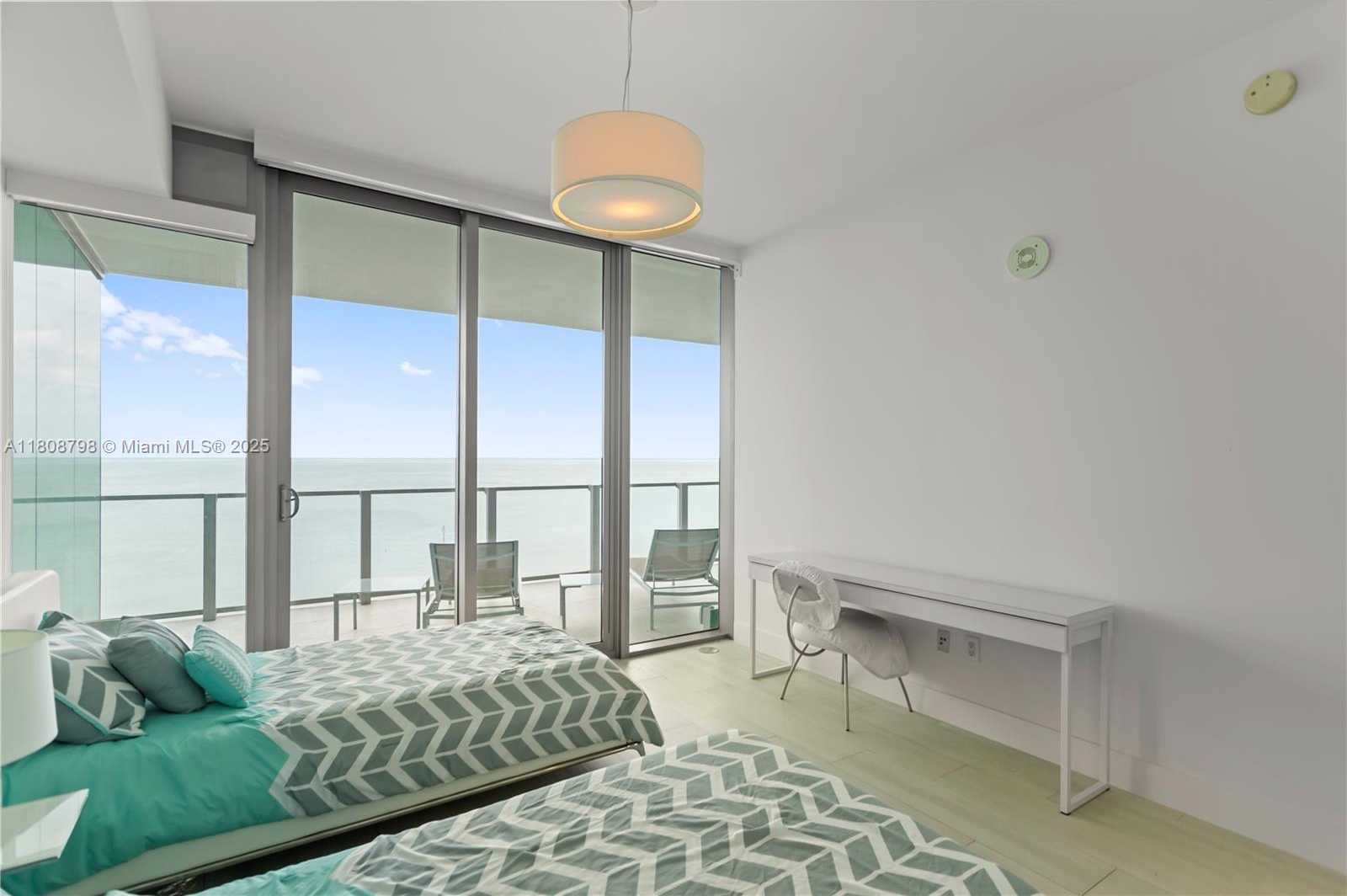 Small Image of 350 OCEAN DR #904N, Key Biscayne Number 53