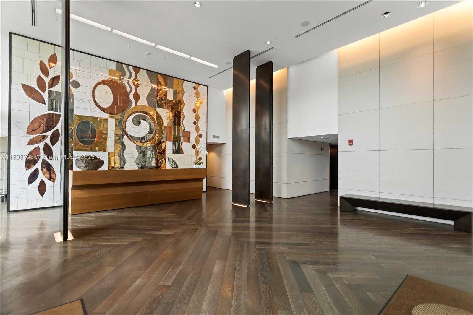 Small Image of 350 OCEAN DR #904N, Key Biscayne Number 56