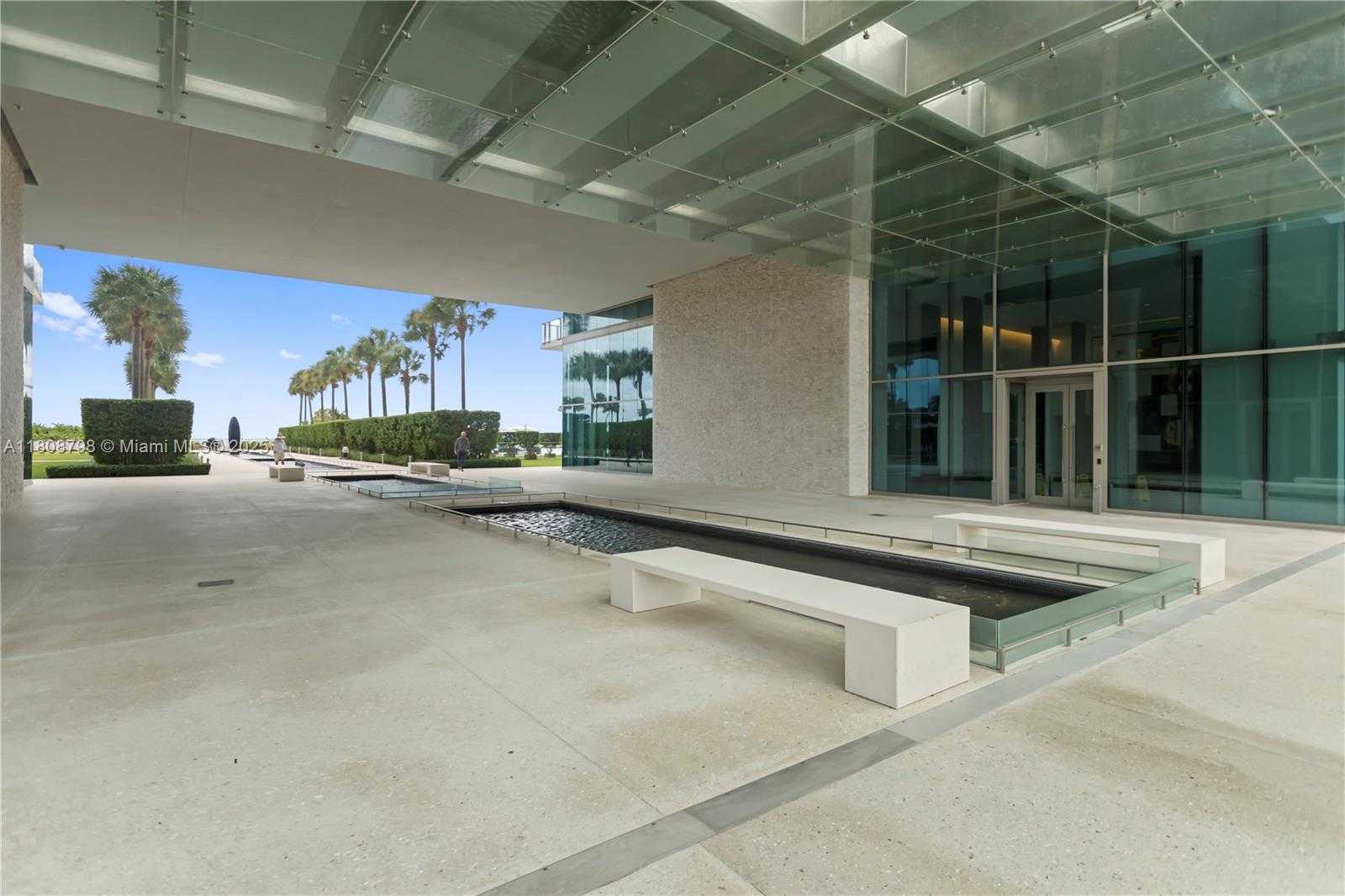 Small Image of 350 OCEAN DR #904N, Key Biscayne Number 57
