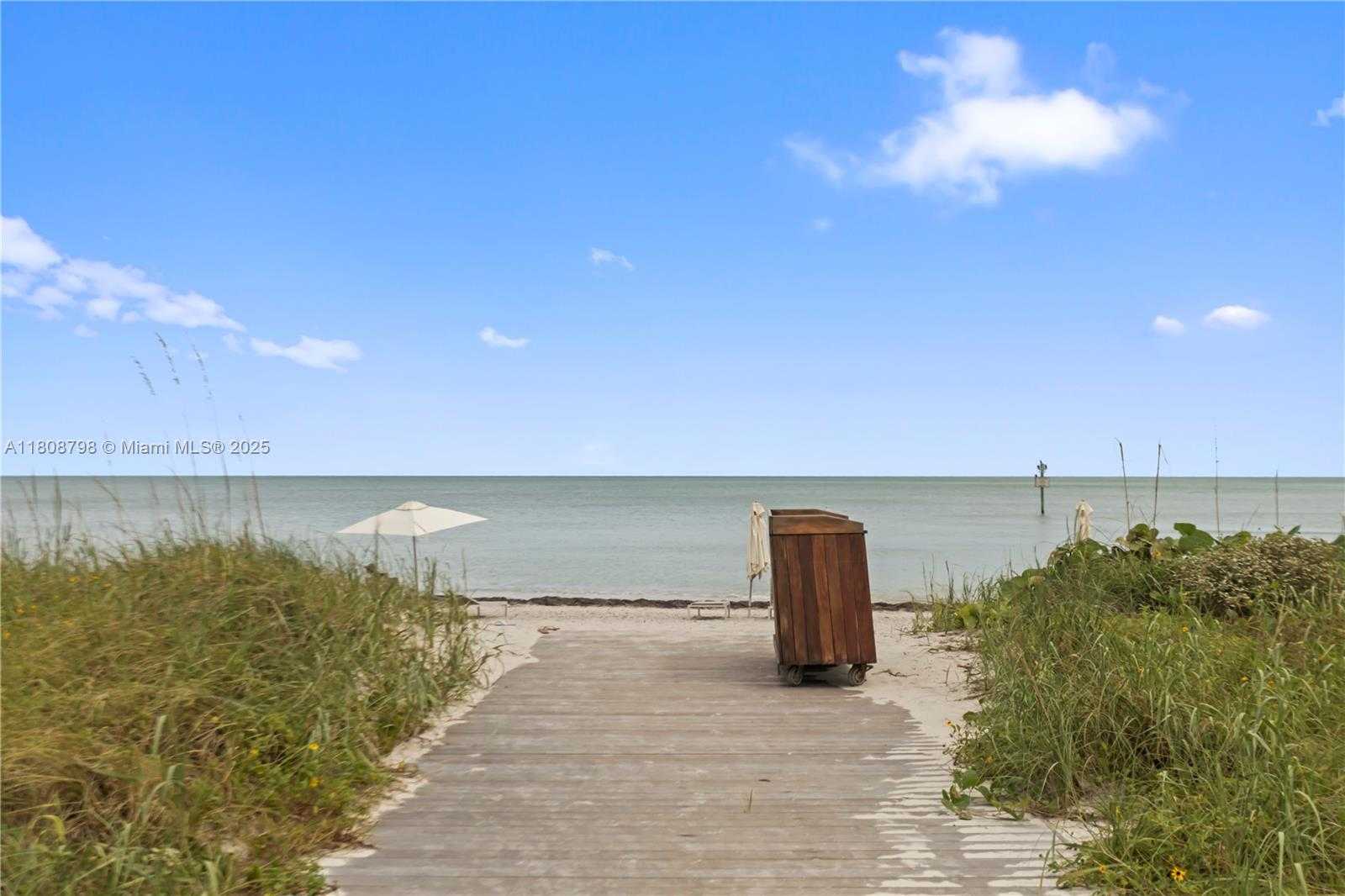 Small Image of 350 OCEAN DR #904N, Key Biscayne Number 58