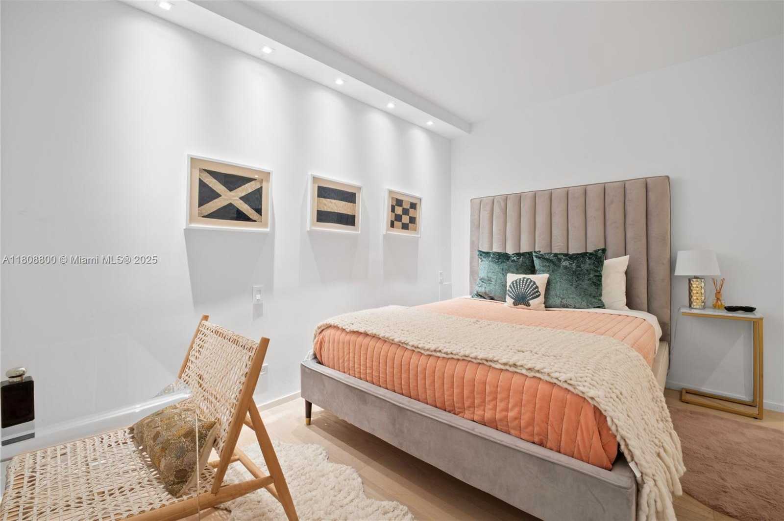 Small Image of 2301 COLLINS AVE #624, Miami Beach Number 14