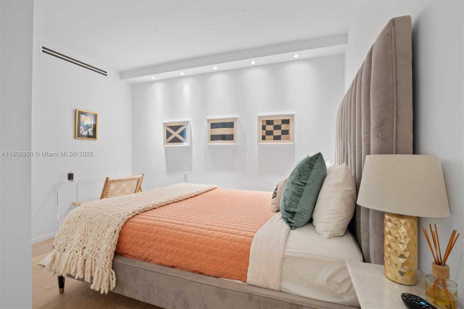 Small Image of 2301 COLLINS AVE #624, Miami Beach Number 15