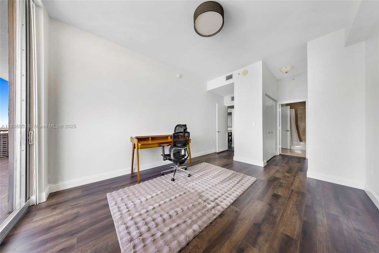 Small Image of 7901 HISPANOLA AVE #1605, North Bay Village Number 26