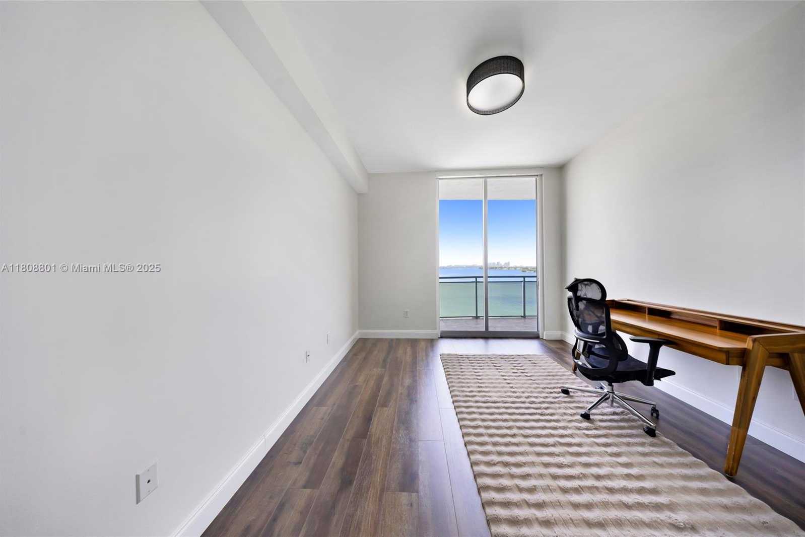Small Image of 7901 HISPANOLA AVE #1605, North Bay Village Number 28